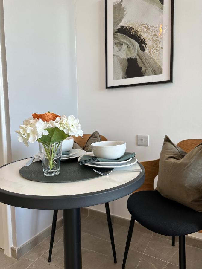E1 Presidential Studios On High Floor With Stunning Sea Views Gibraltar Exterior foto